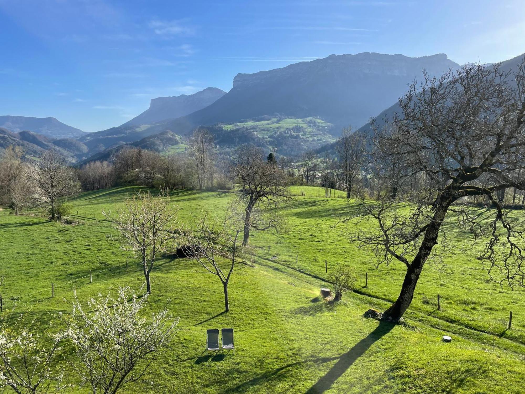 L'Ancienne Ecole Du Villard Saint-Pierre-d'Entremont  ภายนอก รูปภาพ